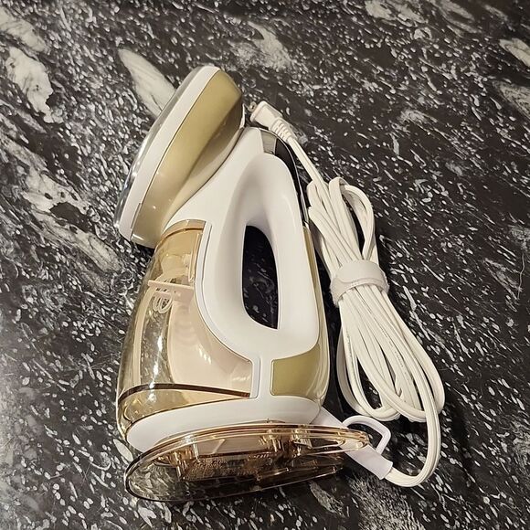 BRAND NEW CONAIR EXTREMESTEAM 2-in-1 HANDHELD STEAMER AND IRON WITH TURBO - Picture 10 of 16